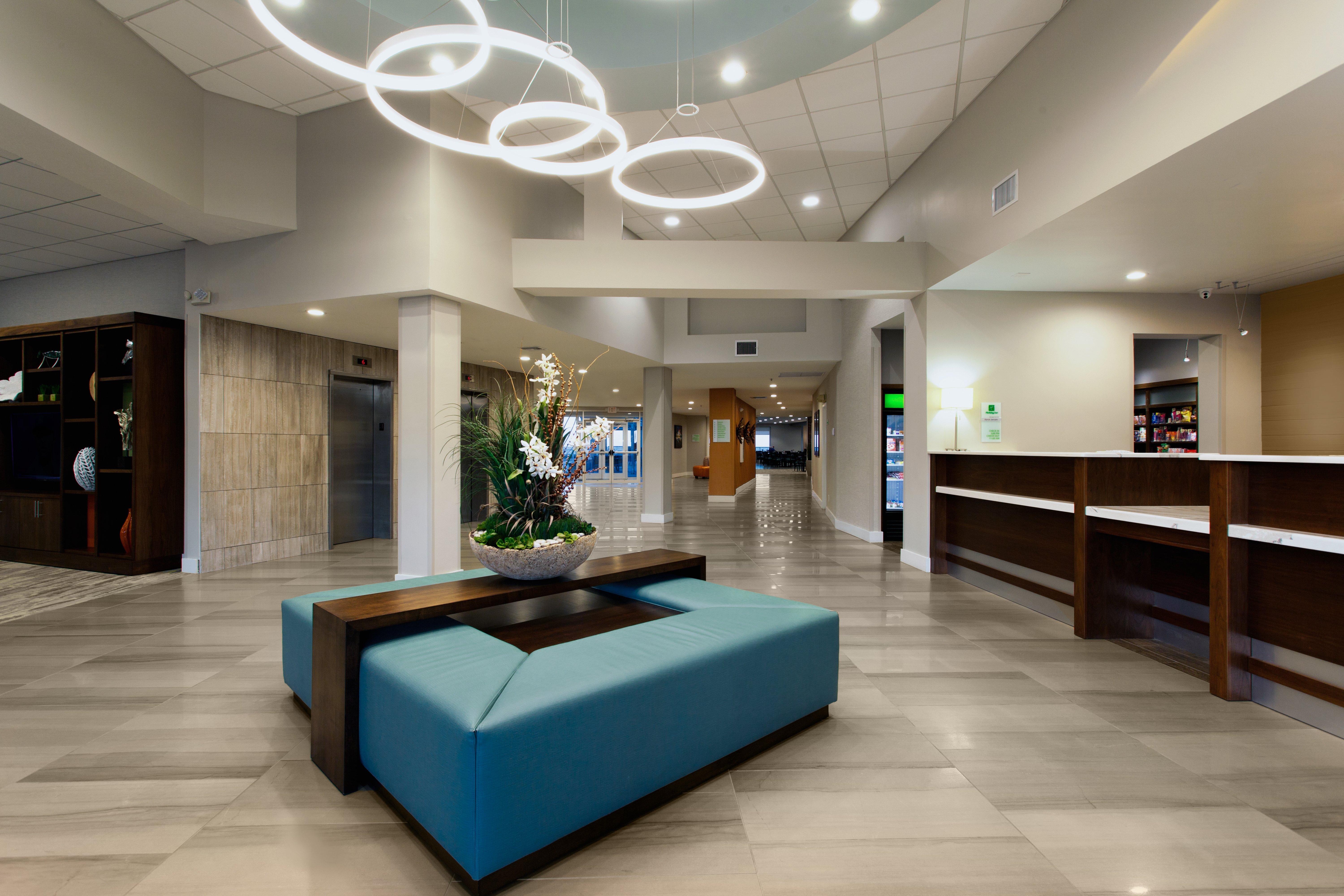 Holiday Inn Hotel & Suites Daytona Beach On The Ocean By Ihg Bagian luar foto