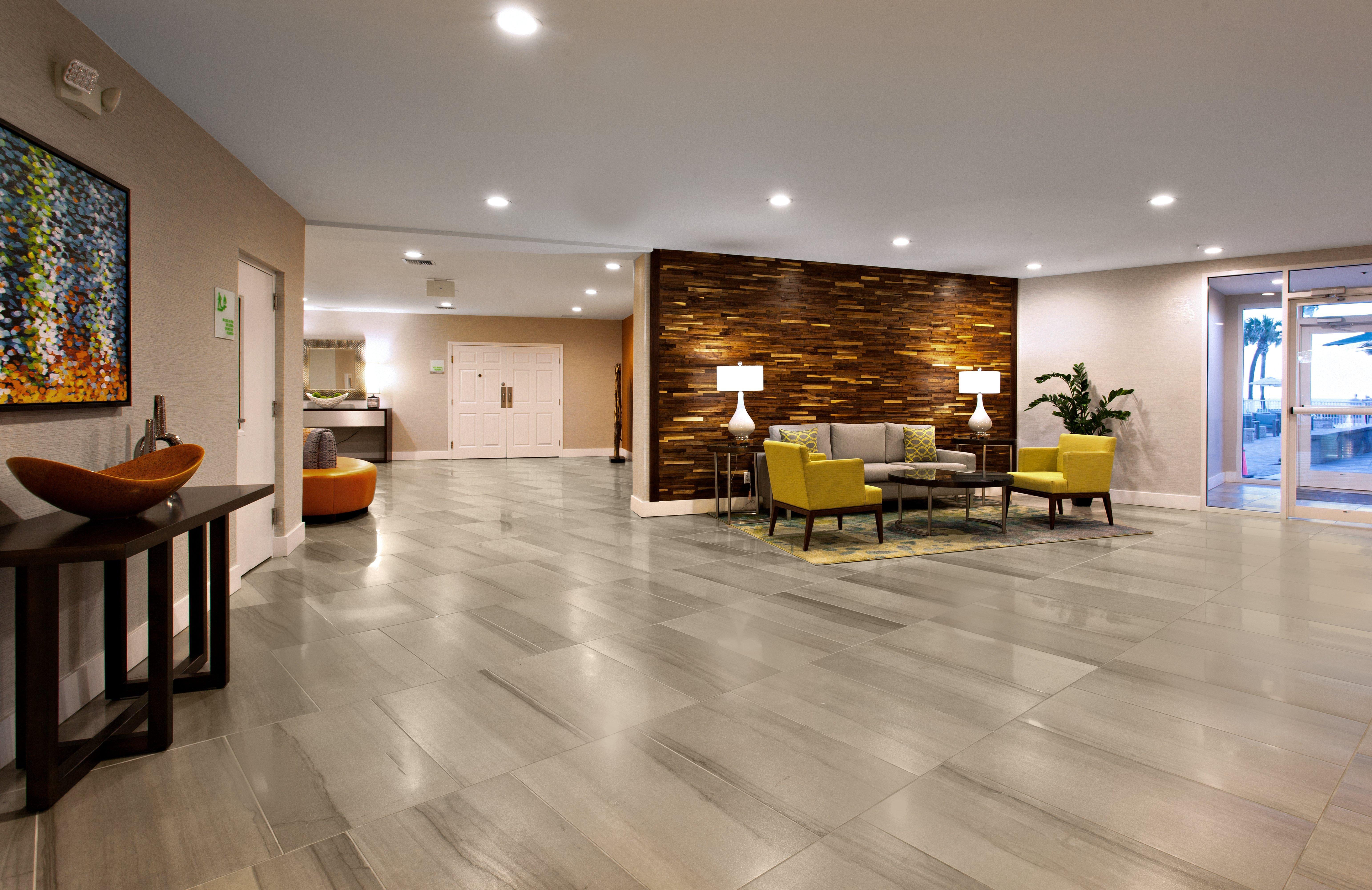 Holiday Inn Hotel & Suites Daytona Beach On The Ocean By Ihg Bagian luar foto