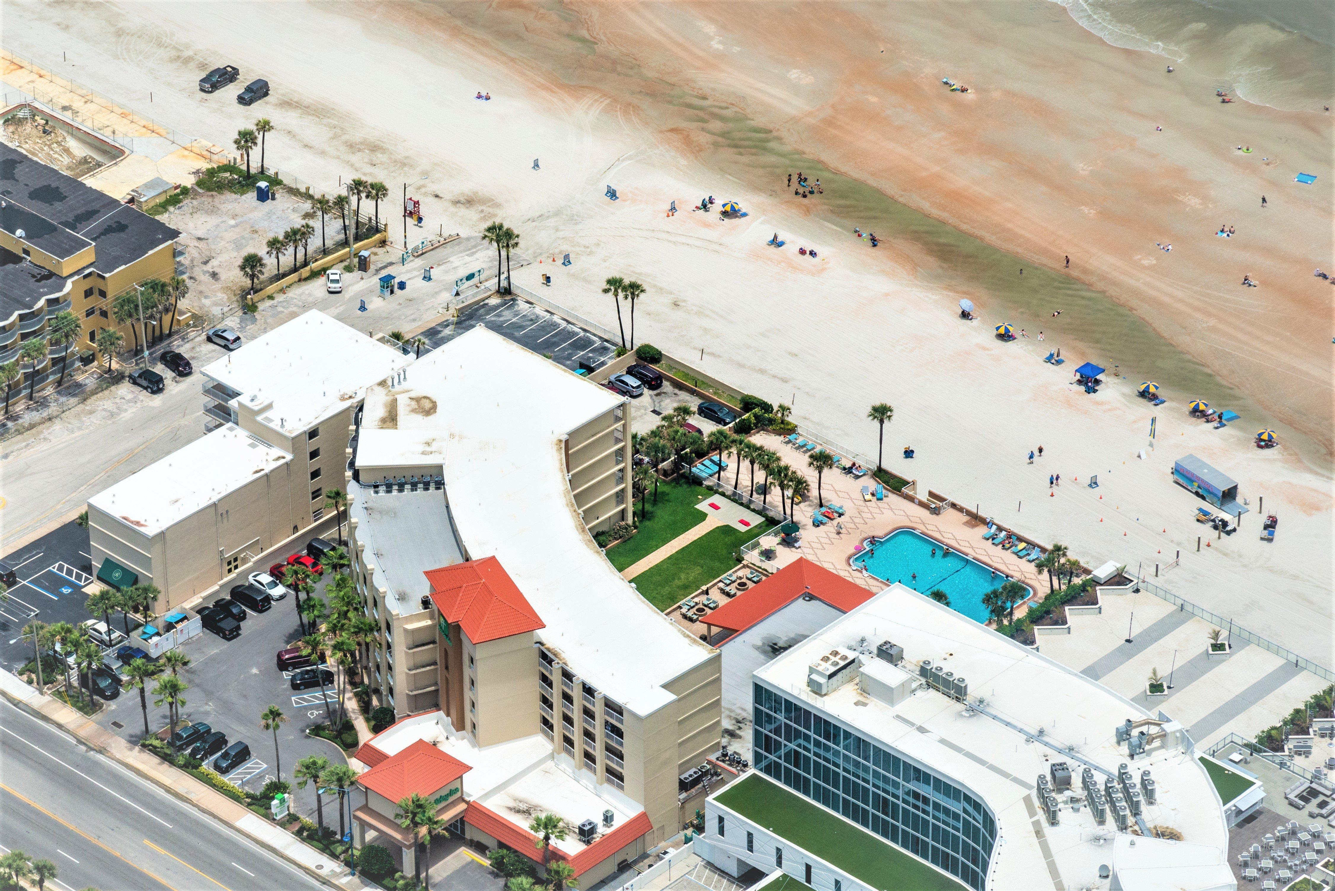 Holiday Inn Hotel & Suites Daytona Beach On The Ocean By Ihg Bagian luar foto