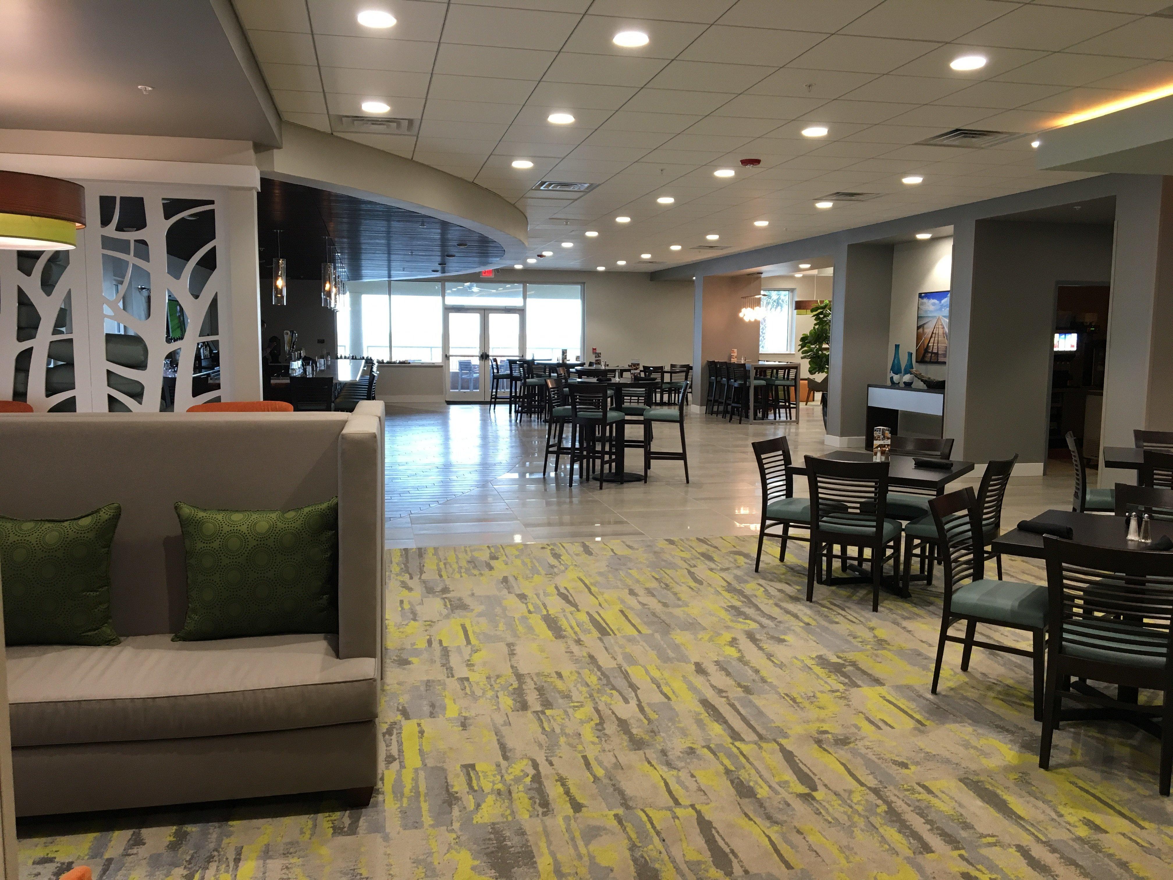 Holiday Inn Hotel & Suites Daytona Beach On The Ocean By Ihg Bagian luar foto