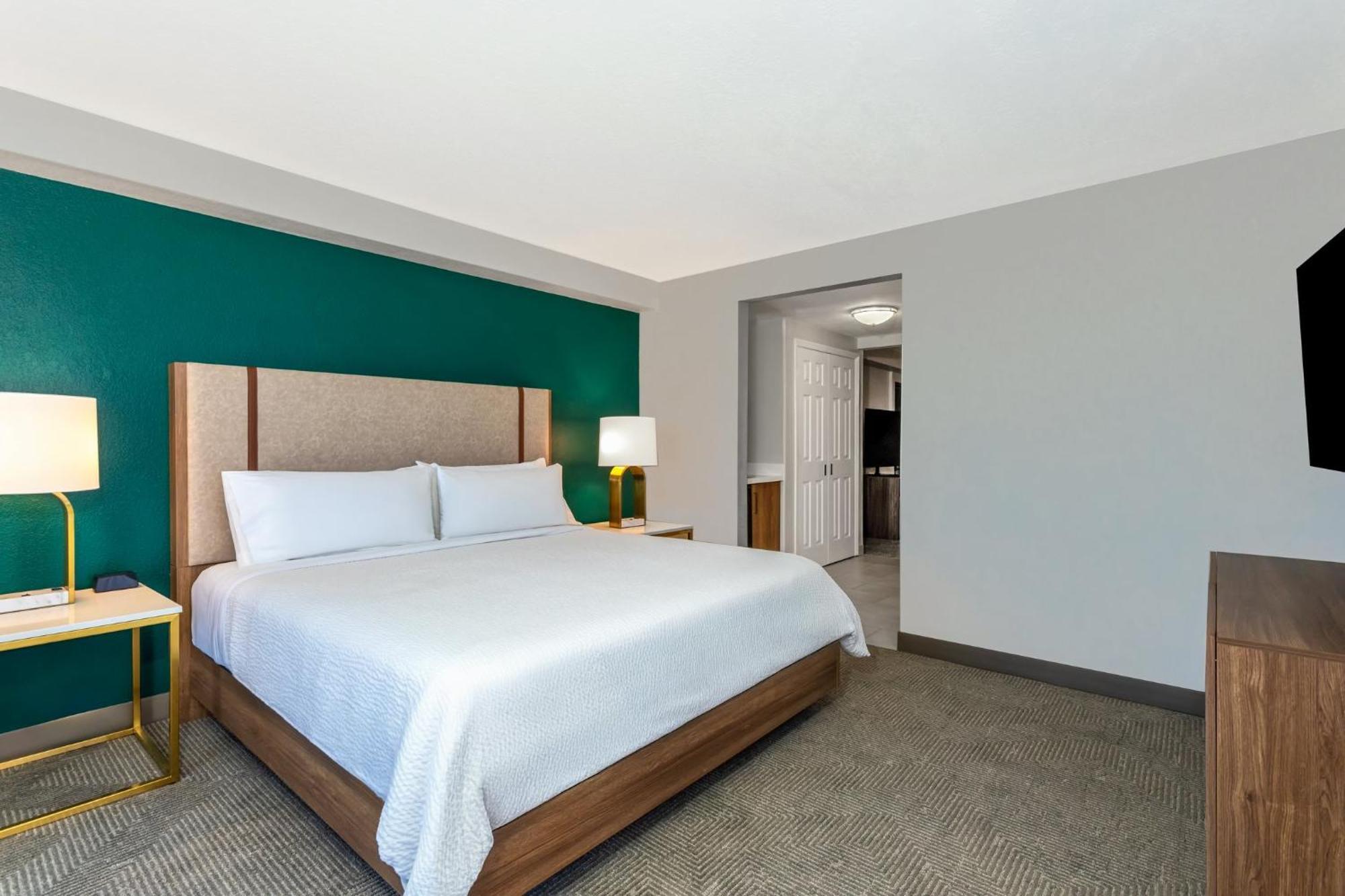 Holiday Inn Hotel & Suites Daytona Beach On The Ocean By Ihg Bagian luar foto